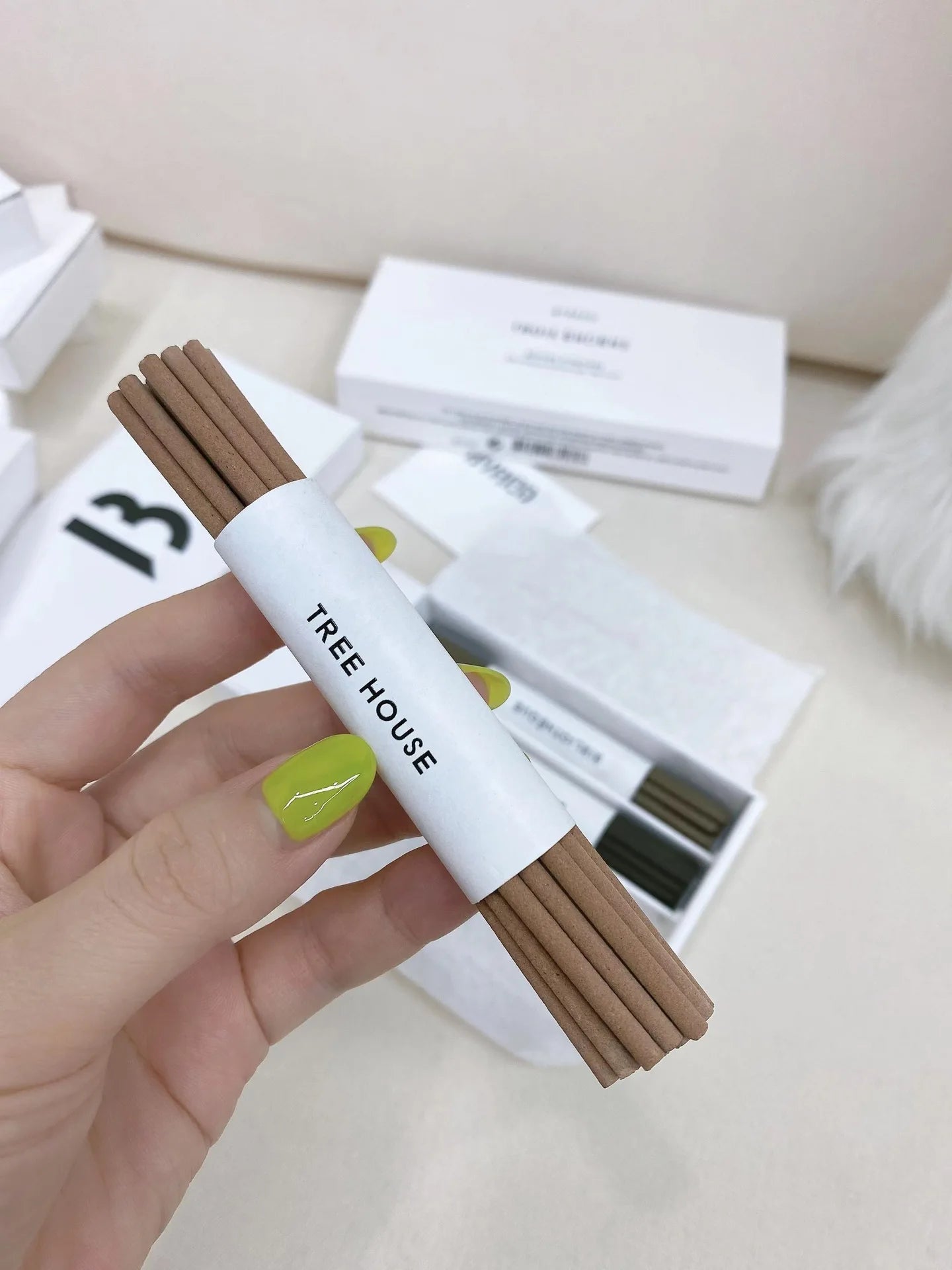 Thread Stick Incense – Natural Aroma