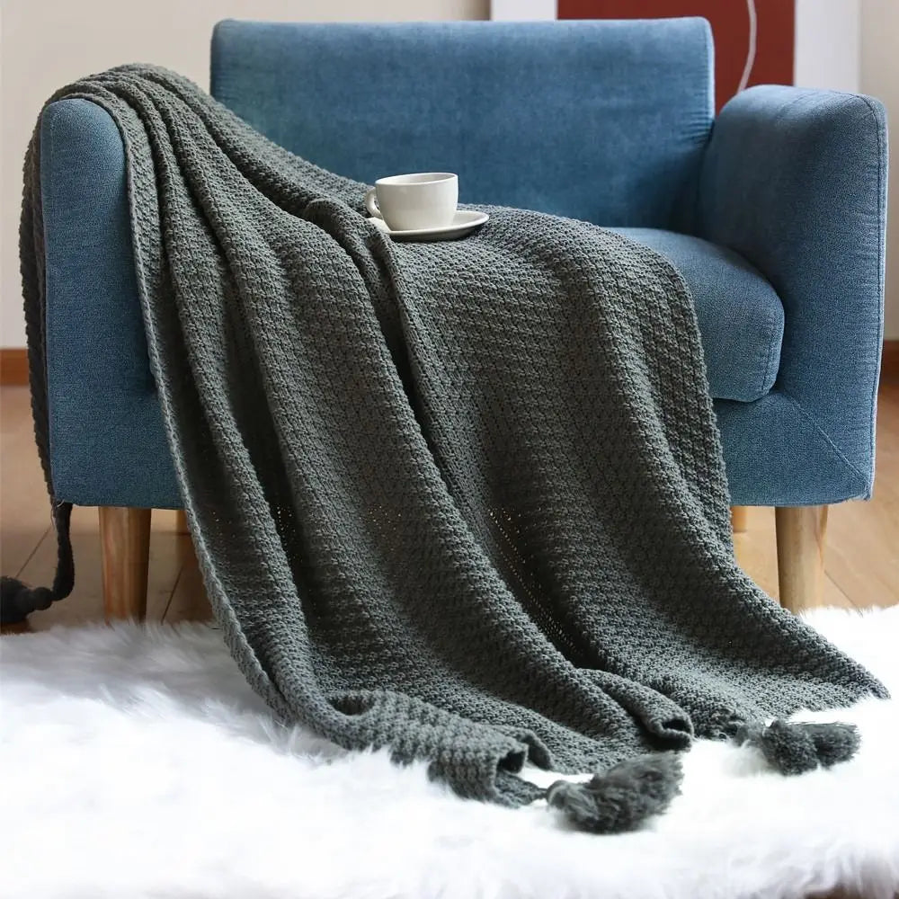 Nordic Tassel Knitted Blanket