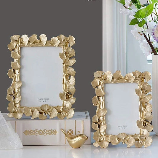 Creative Retro Golden Picture Frame
