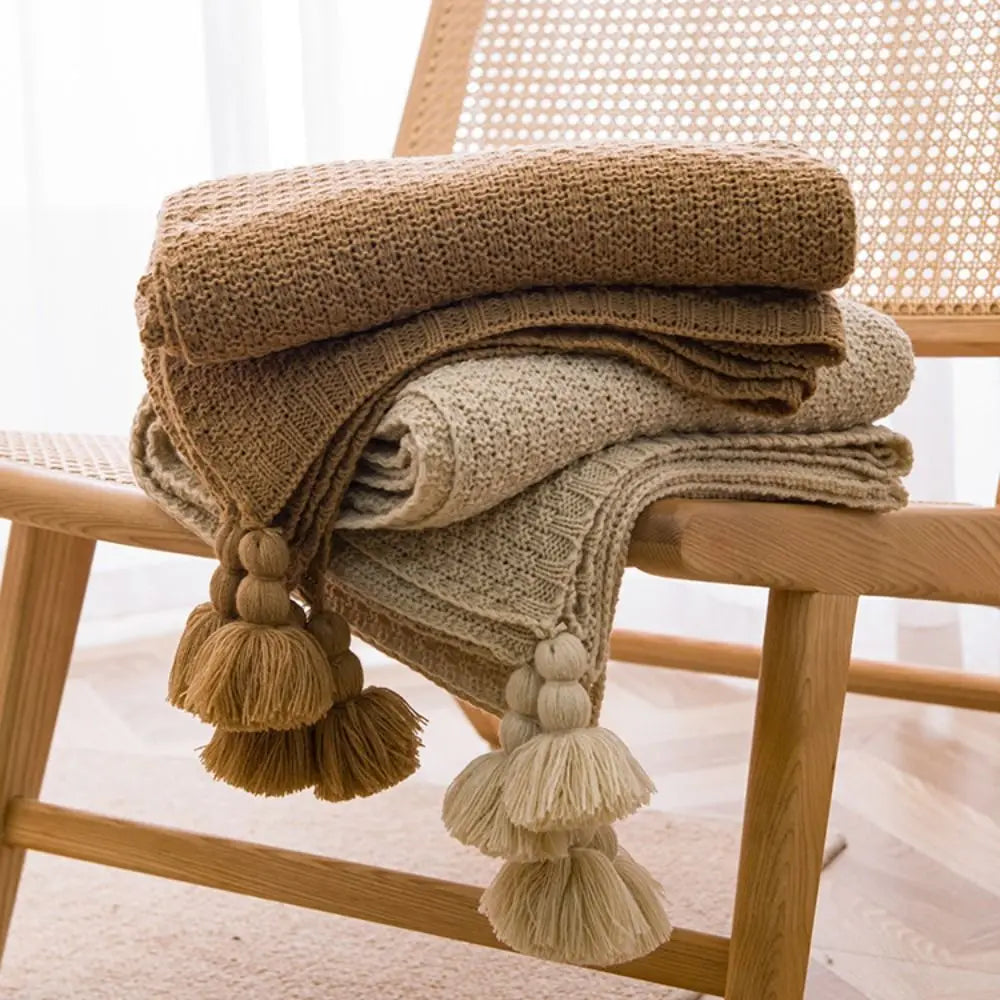 Nordic Tassel Knitted Blanket